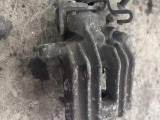 bontott AUDI A4 B6 Jobb hátsó Féknyereg Munkahengerrel