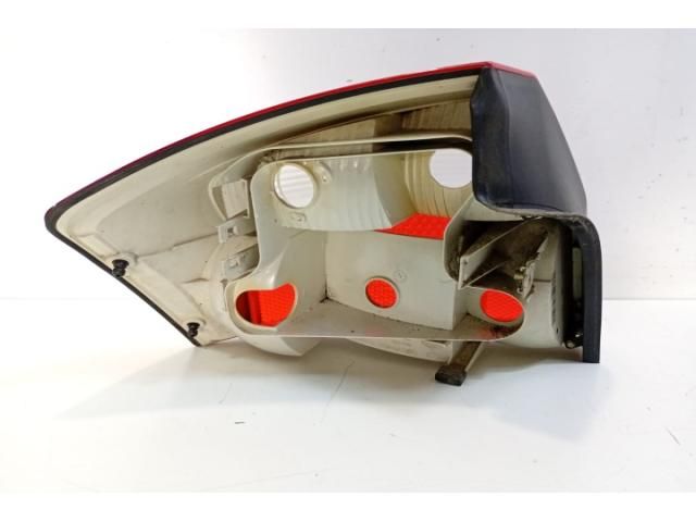 bontott AUDI A4 B6 Jobb Hátsó Lámpa