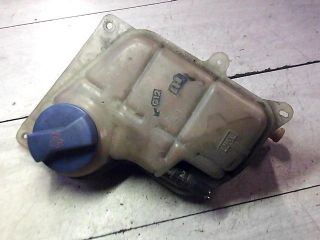 bontott AUDI A4 B6 Kiegyenlítő Tartály