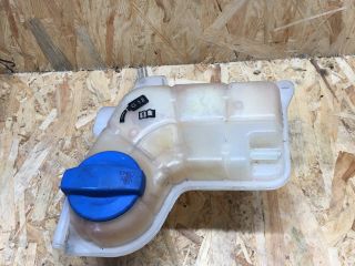 bontott AUDI A4 B6 Kiegyenlítő Tartály