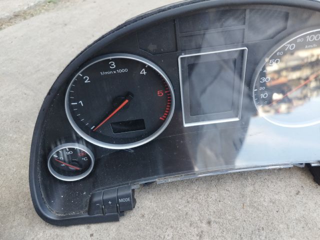 bontott AUDI A4 B6 Kilométeróra