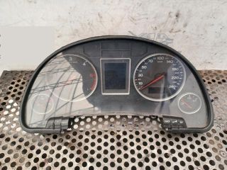 bontott AUDI A4 B6 Kilométeróra