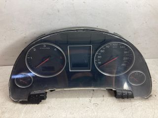 bontott AUDI A4 B6 Kilométeróra