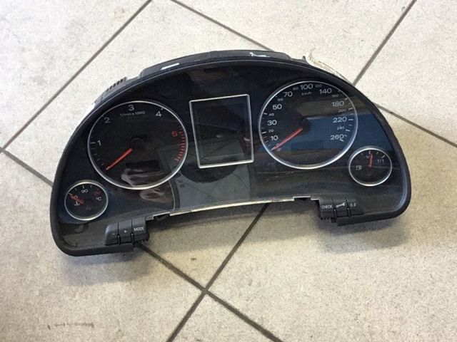 bontott AUDI A4 B6 Kilométeróra