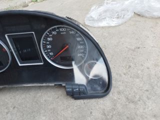 bontott AUDI A4 B6 Kilométeróra