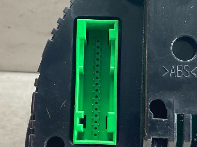 bontott AUDI A4 B6 Kilométeróra