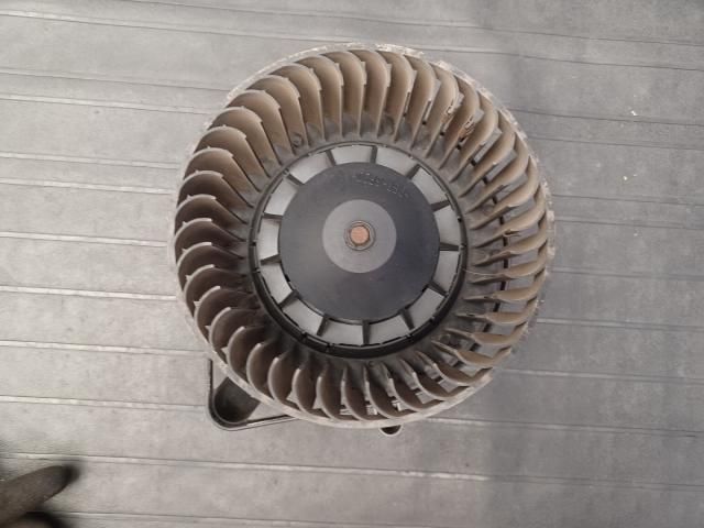 bontott AUDI A4 B6 Klímahűtő Ventilátor