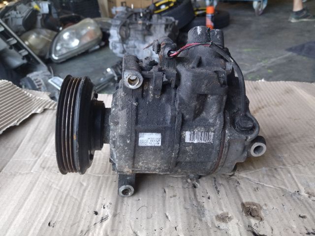 bontott AUDI A4 B6 Klímakompresszor