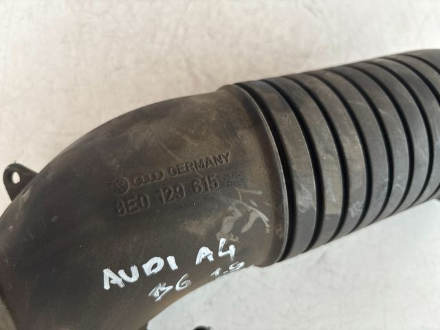 bontott AUDI A4 B6 Légbeömlő Cső