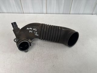 bontott AUDI A4 B6 Légbeömlő Cső
