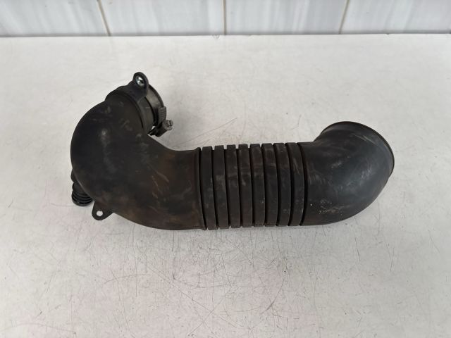 bontott AUDI A4 B6 Légbeömlő Cső