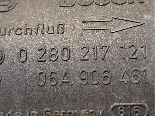 bontott AUDI A4 B6 Légtömegmérő