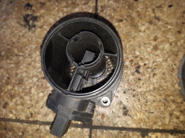 bontott AUDI A4 B6 Légtömegmérő