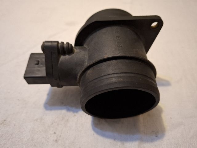 bontott AUDI A4 B6 Légtömegmérő