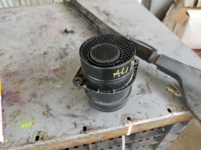 bontott AUDI A4 B6 Légtömegmérő