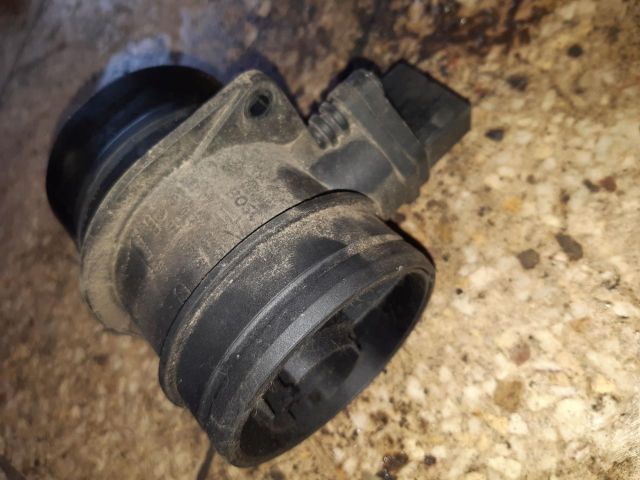 bontott AUDI A4 B6 Légtömegmérő