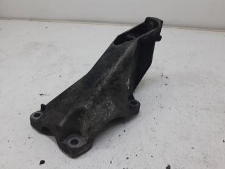 bontott AUDI A4 B6 Motor Tartó Bak Bal