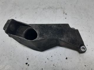 bontott AUDI A4 B6 Motor Tartó Bak Bal