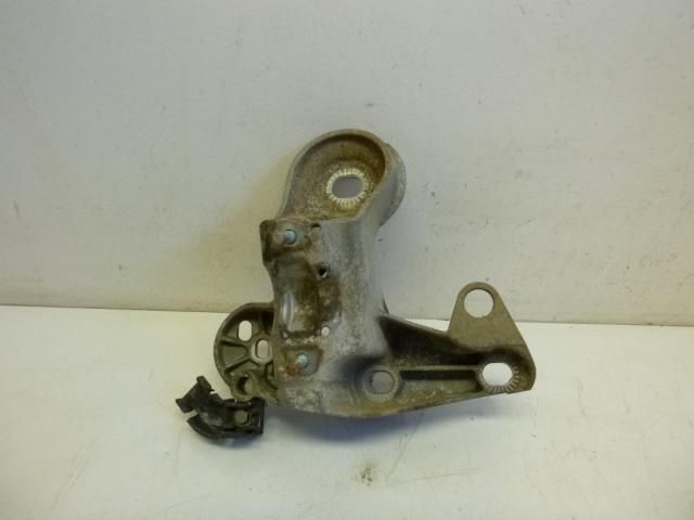 bontott AUDI A4 B6 Motor Tartó Bak (Fém)