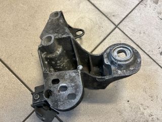 bontott AUDI A4 B6 Motor Tartó Bak (Pozíciófüggetlen)