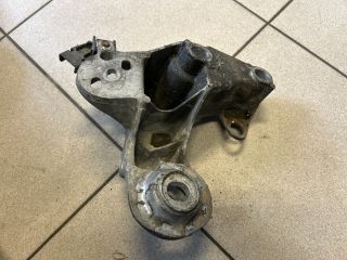 bontott AUDI A4 B6 Motor Tartó Bak (Pozíciófüggetlen)