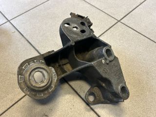 bontott AUDI A4 B6 Motor Tartó Bak (Pozíciófüggetlen)