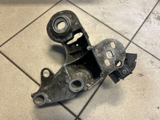 bontott AUDI A4 B6 Motor Tartó Bak (Pozíciófüggetlen)