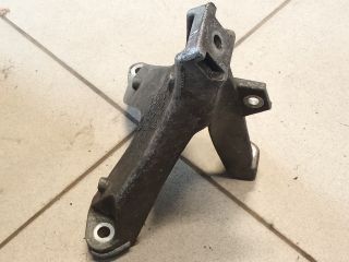 bontott AUDI A4 B6 Motor Tartó Bak (Pozíciófüggetlen)