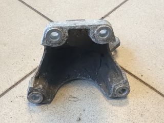 bontott AUDI A4 B6 Motor Tartó Bak (Pozíciófüggetlen)