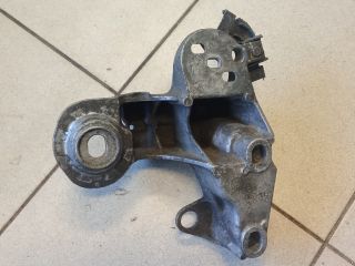 bontott AUDI A4 B6 Motor Tartó Bak (Pozíciófüggetlen)