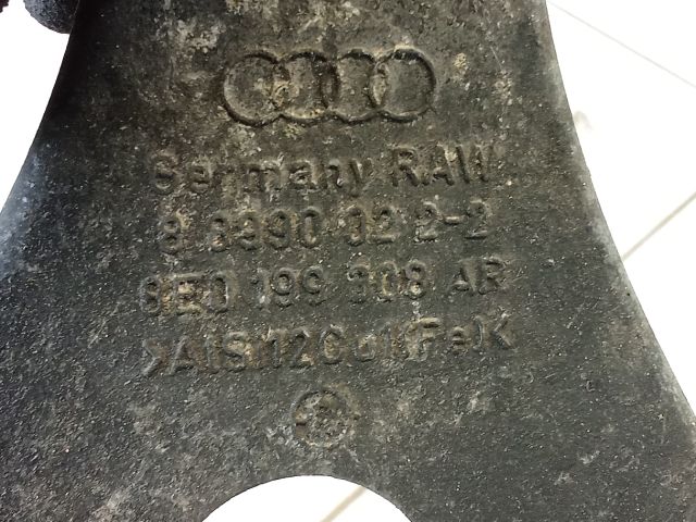 bontott AUDI A4 B6 Motor Tartó Bak (Pozíciófüggetlen)