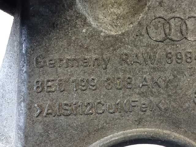 bontott AUDI A4 B6 Motor Tartó Bak (Pozíciófüggetlen)