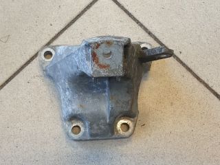 bontott AUDI A4 B6 Motor Tartó Bak (Pozíciófüggetlen)