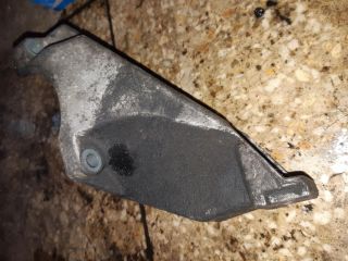 bontott AUDI A4 B6 Motor Tartó Bak (Pozíciófüggetlen)