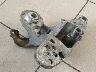 bontott AUDI A4 B6 Motor Tartó Bak (Pozíciófüggetlen)