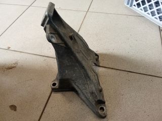 bontott AUDI A4 B6 Motor Tartó Bak (Pozíciófüggetlen)