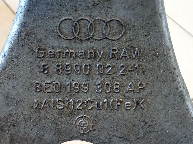 bontott AUDI A4 B6 Motor Tartó Bak (Pozíciófüggetlen)