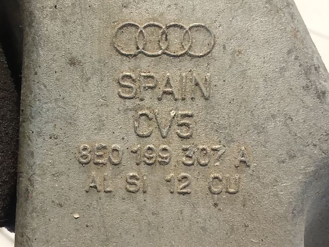 bontott AUDI A4 B6 Motor Tartó Bak (Pozíciófüggetlen)