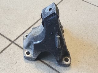 bontott AUDI A4 B6 Motor Tartó Bak (Pozíciófüggetlen)