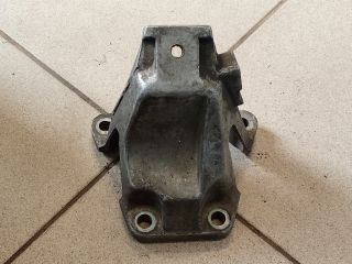 bontott AUDI A4 B6 Motor Tartó Bak (Pozíciófüggetlen)