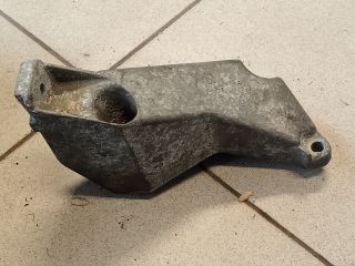 bontott AUDI A4 B6 Motor Tartó Bak (Pozíciófüggetlen)