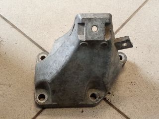 bontott AUDI A4 B6 Motor Tartó Bak (Pozíciófüggetlen)
