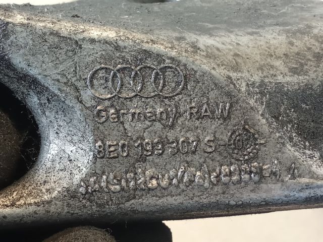 bontott AUDI A4 B6 Motor Tartó Bak (Pozíciófüggetlen)