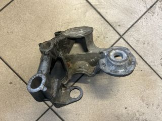 bontott AUDI A4 B6 Motor Tartó Bak (Pozíciófüggetlen)