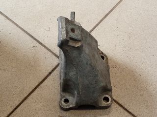 bontott AUDI A4 B6 Motor Tartó Bak (Pozíciófüggetlen)