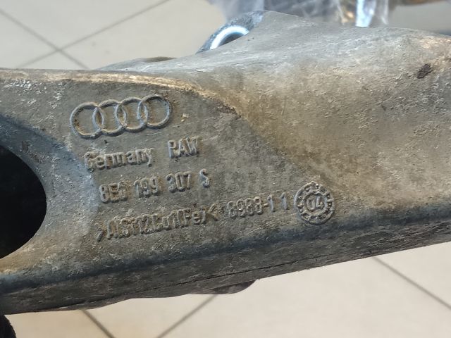 bontott AUDI A4 B6 Motor Tartó Bak (Pozíciófüggetlen)