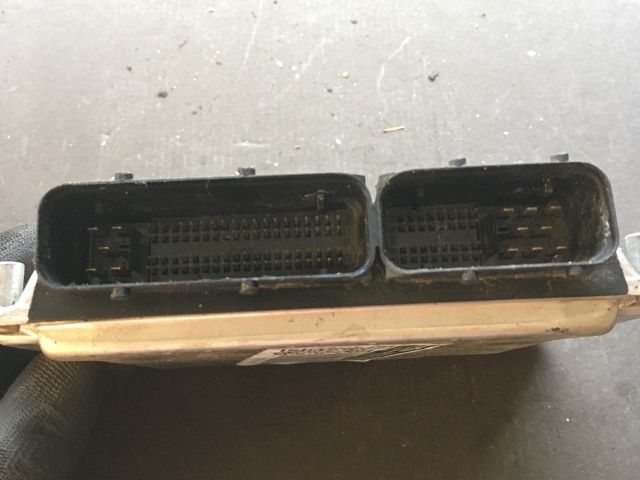 bontott AUDI A4 B6 Motorvezérlő