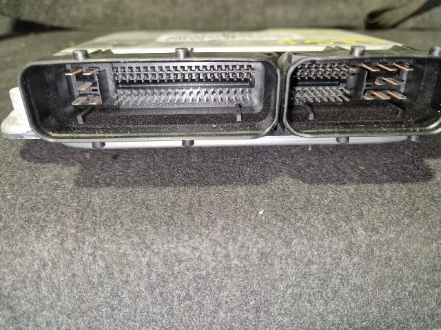 bontott AUDI A4 B6 Motorvezérlő