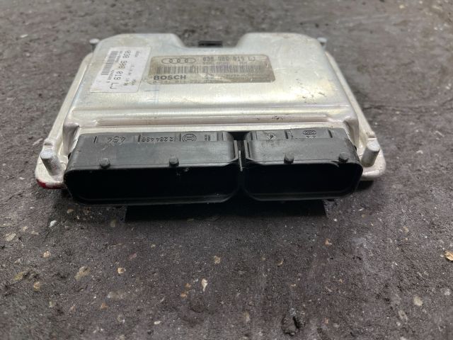 bontott AUDI A4 B6 Motorvezérlő