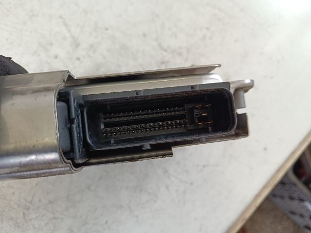 bontott AUDI A4 B6 Motorvezérlő